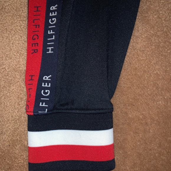 Tommy Hilfiger XL Longsleeve Shirt - Picture 3 of 4